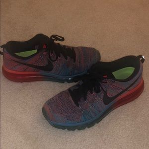 Nike Flyknit Max